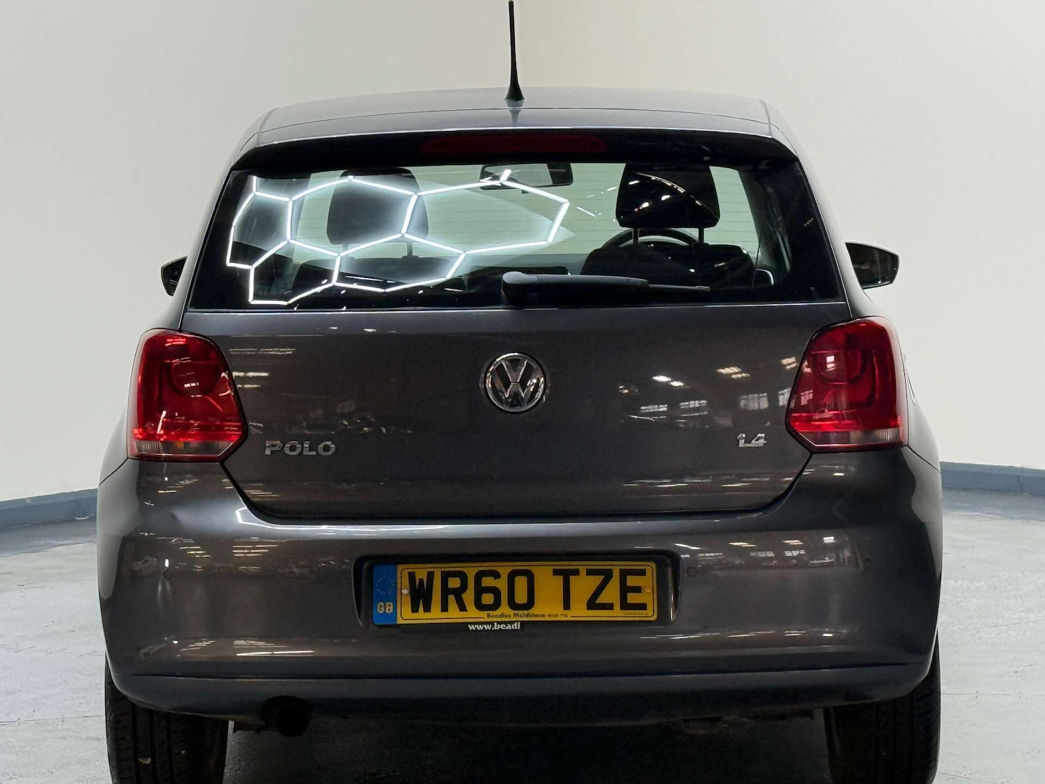 Used Volkswagen Polo 2010 for sale - 76193391: Photo 8