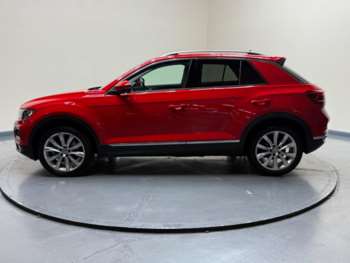 Used Volkswagen T-Roc 2018 for sale - 74546469: Photo
