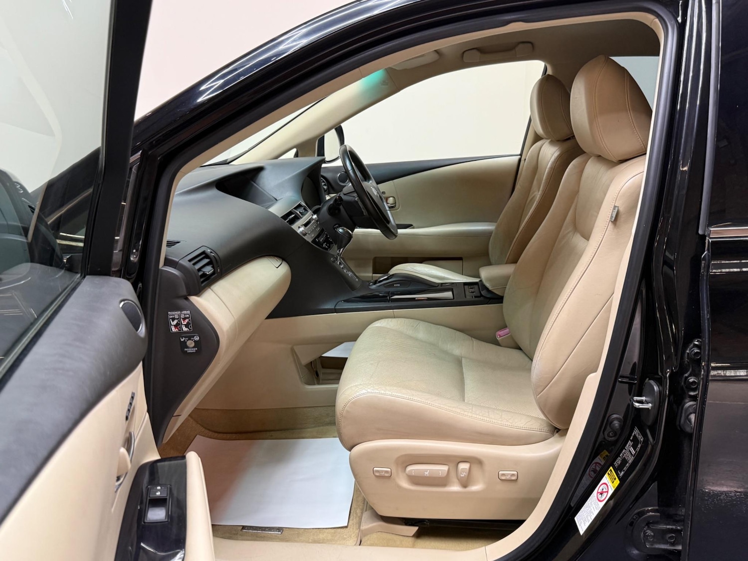Vehicle 33
