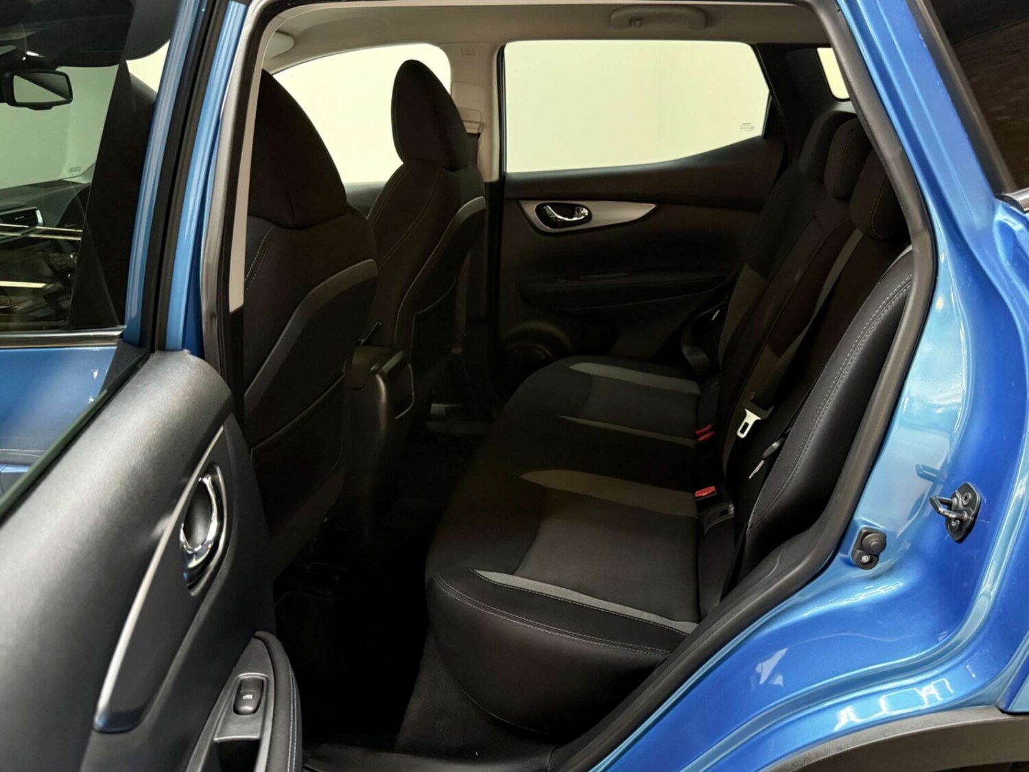 Used Nissan Qashqai 2017 for sale - 76181046: Photo 32