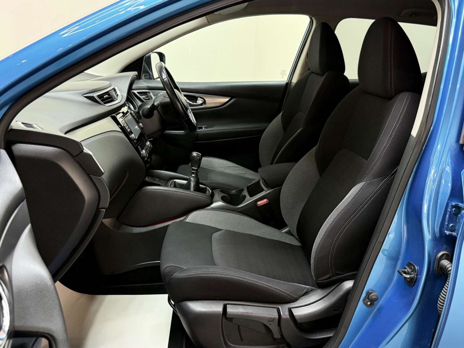 Used Nissan Qashqai 2017 for sale - 76181046: Photo 4