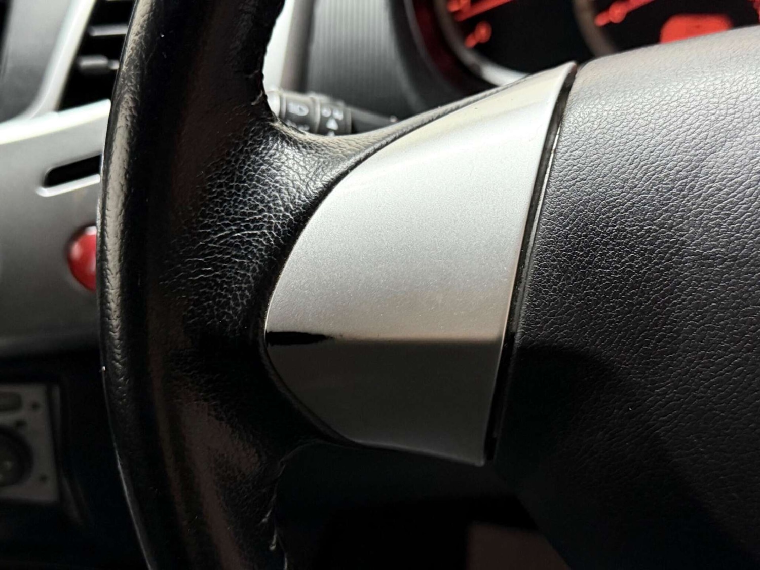 Used Mitsubishi L200 2014 for sale - 76181050: Photo 17