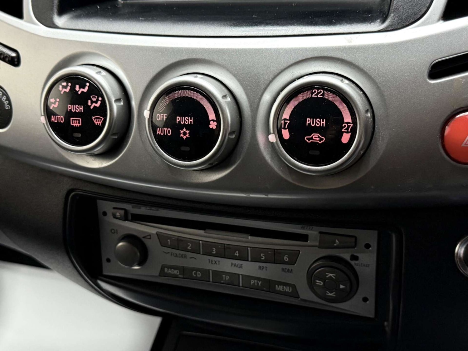 Used Mitsubishi L200 2014 for sale - 76181050: Photo 22