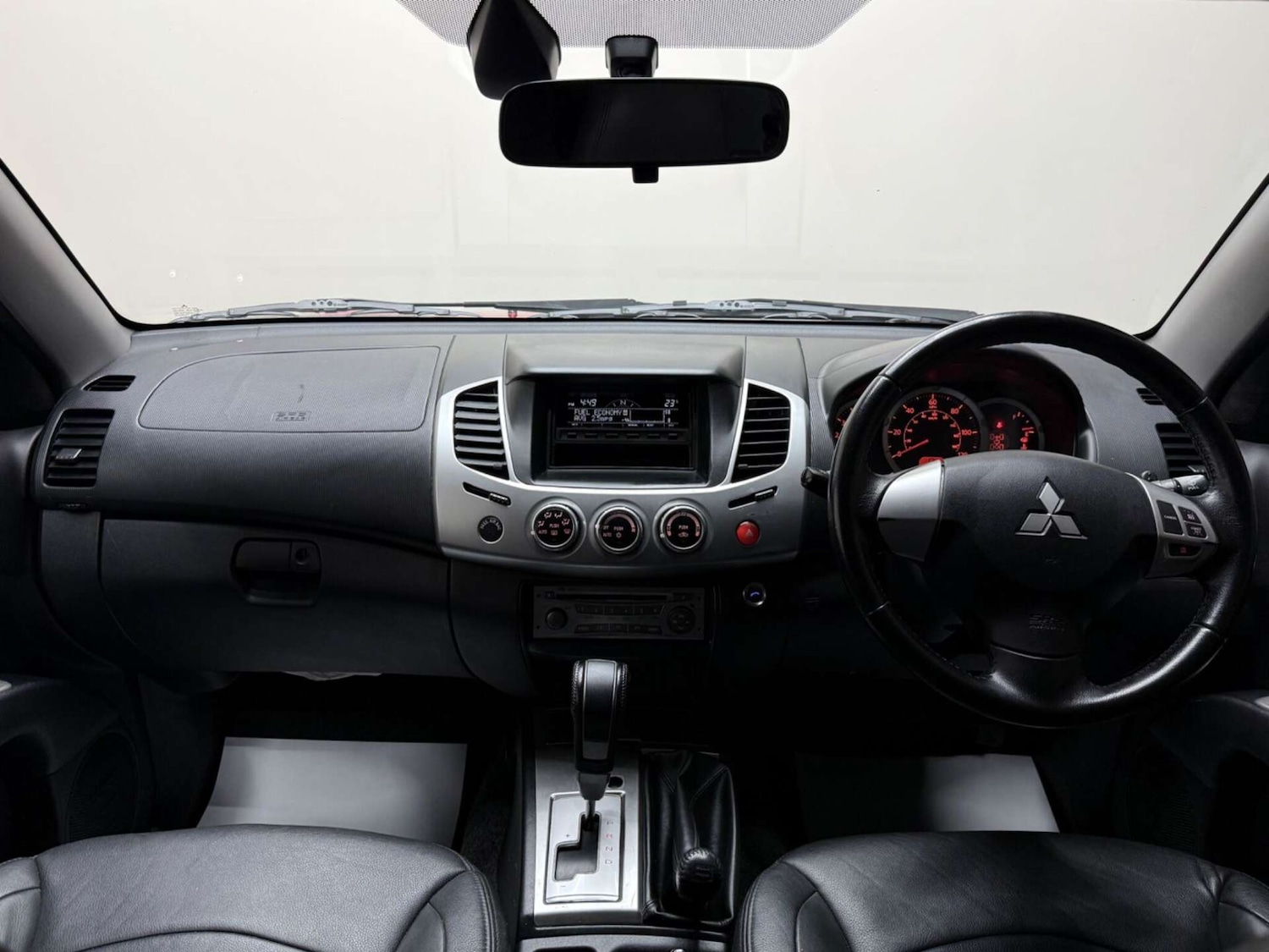 Used Mitsubishi L200 2014 for sale - 76181050: Photo 3