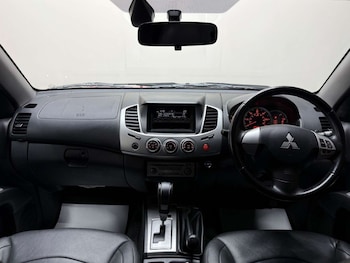 Used Mitsubishi L200 2014 for sale - 76181050: Photo