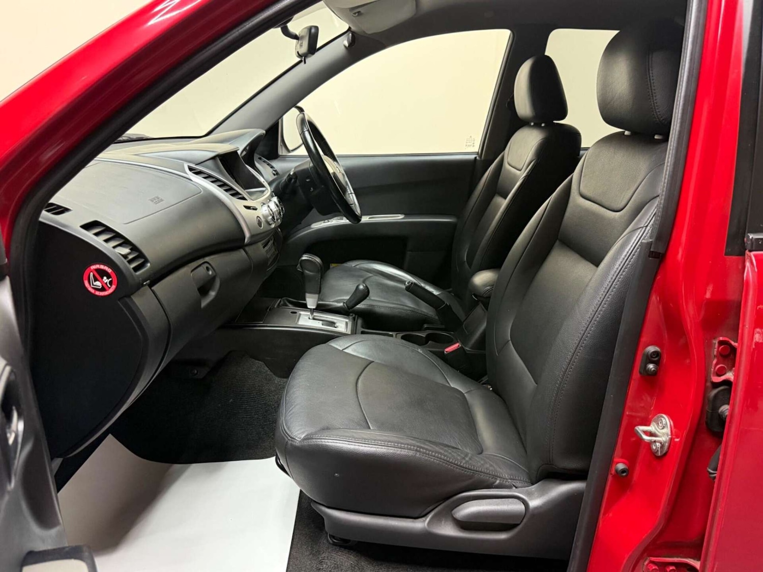 Used Mitsubishi L200 2014 for sale - 76181050: Photo 4