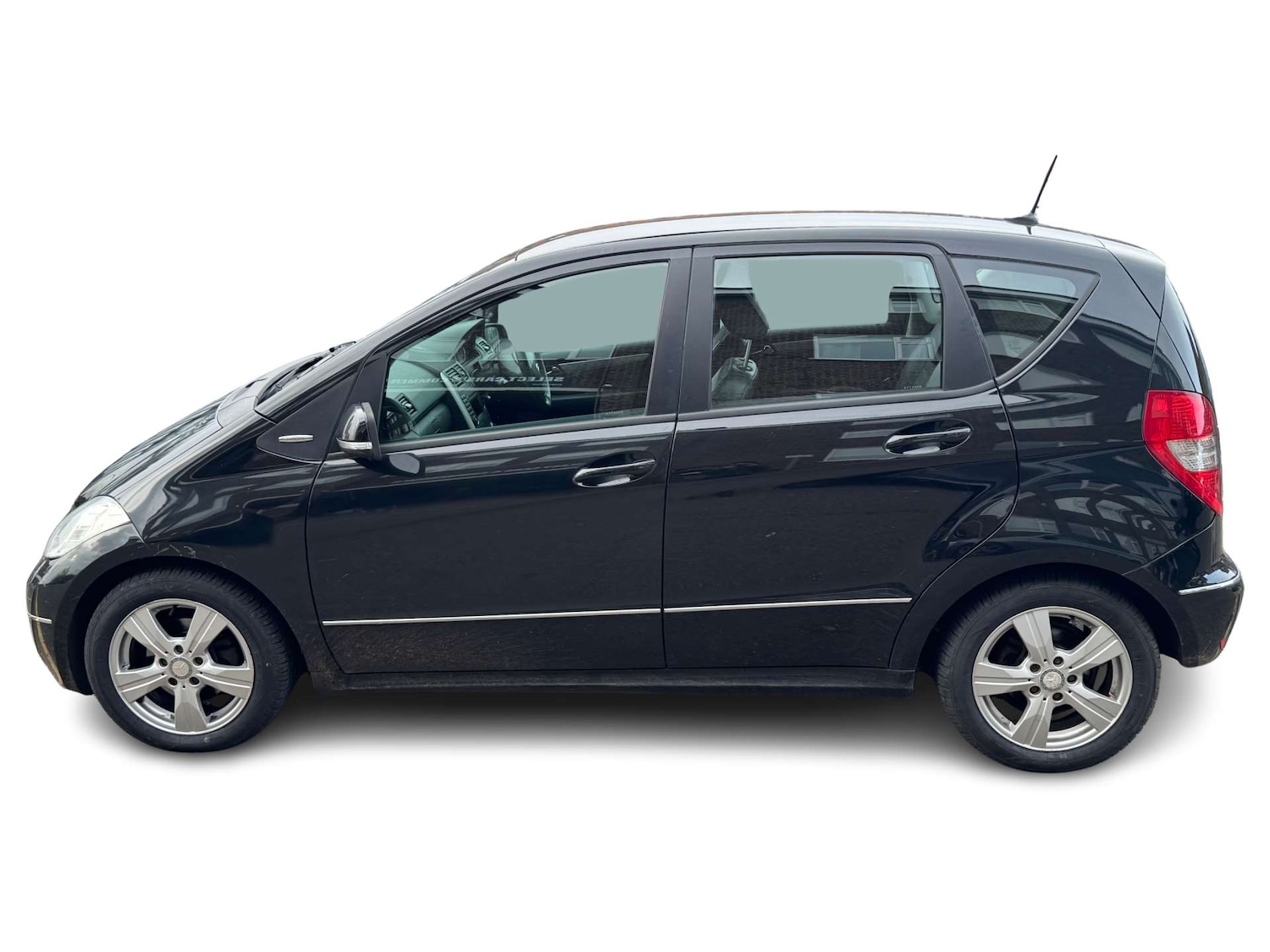 Used Mercedes-Benz A-Class 2012 for sale - 76478926: Photo 5