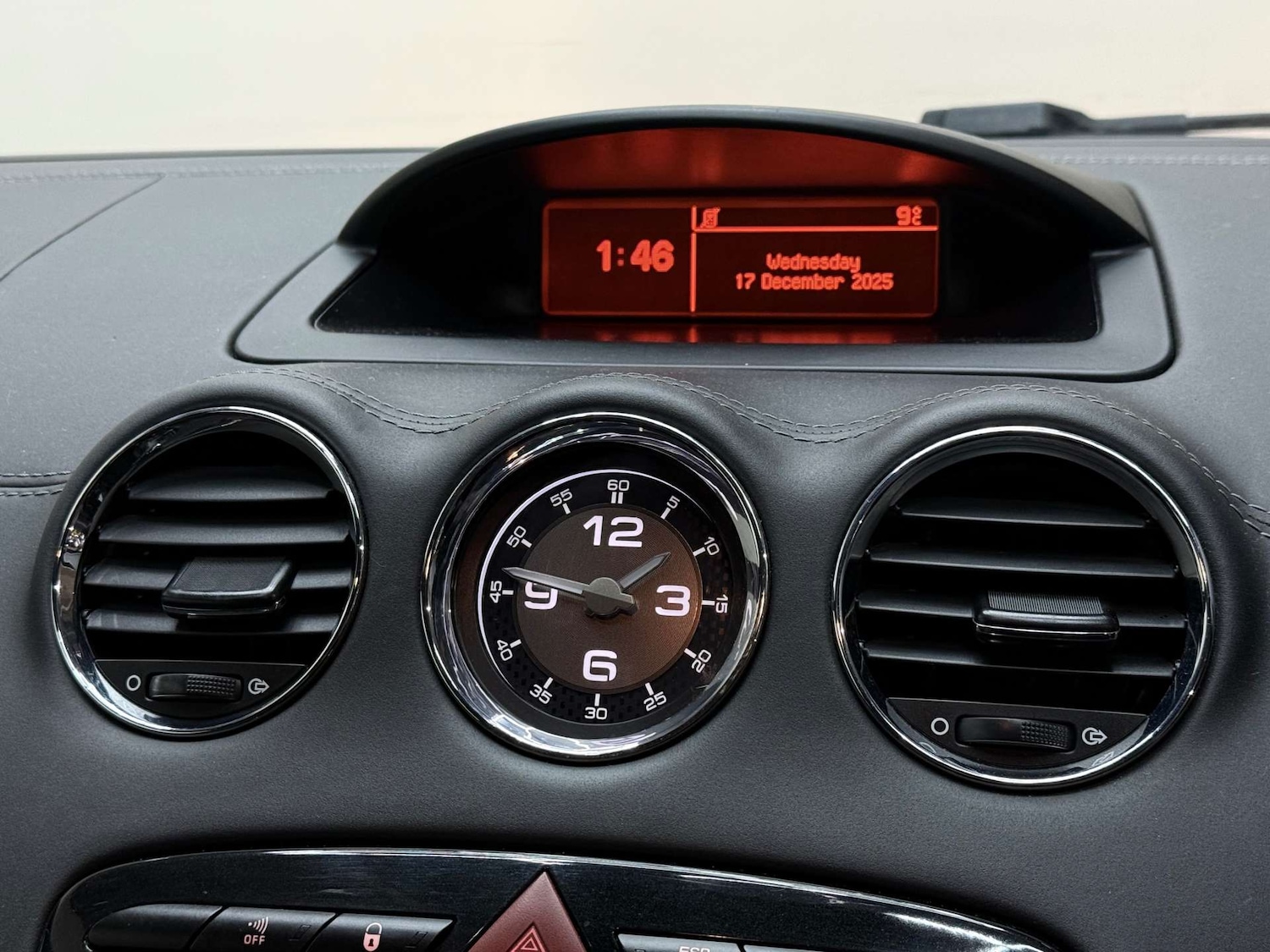 Used Peugeot RCZ 2011 for sale - 76709175: Photo 17