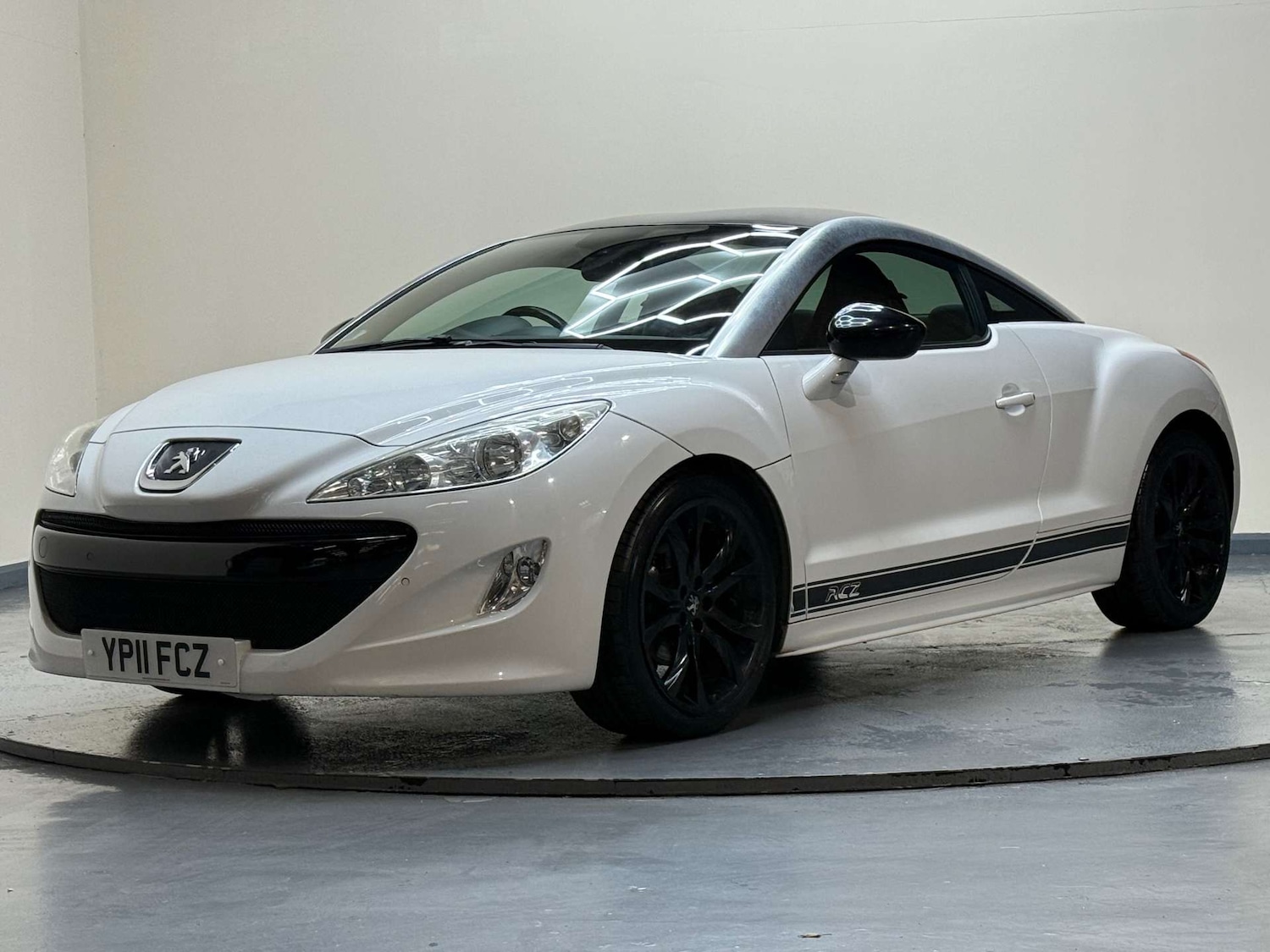 Used Peugeot RCZ 2011 for sale - 76709175: Photo 32