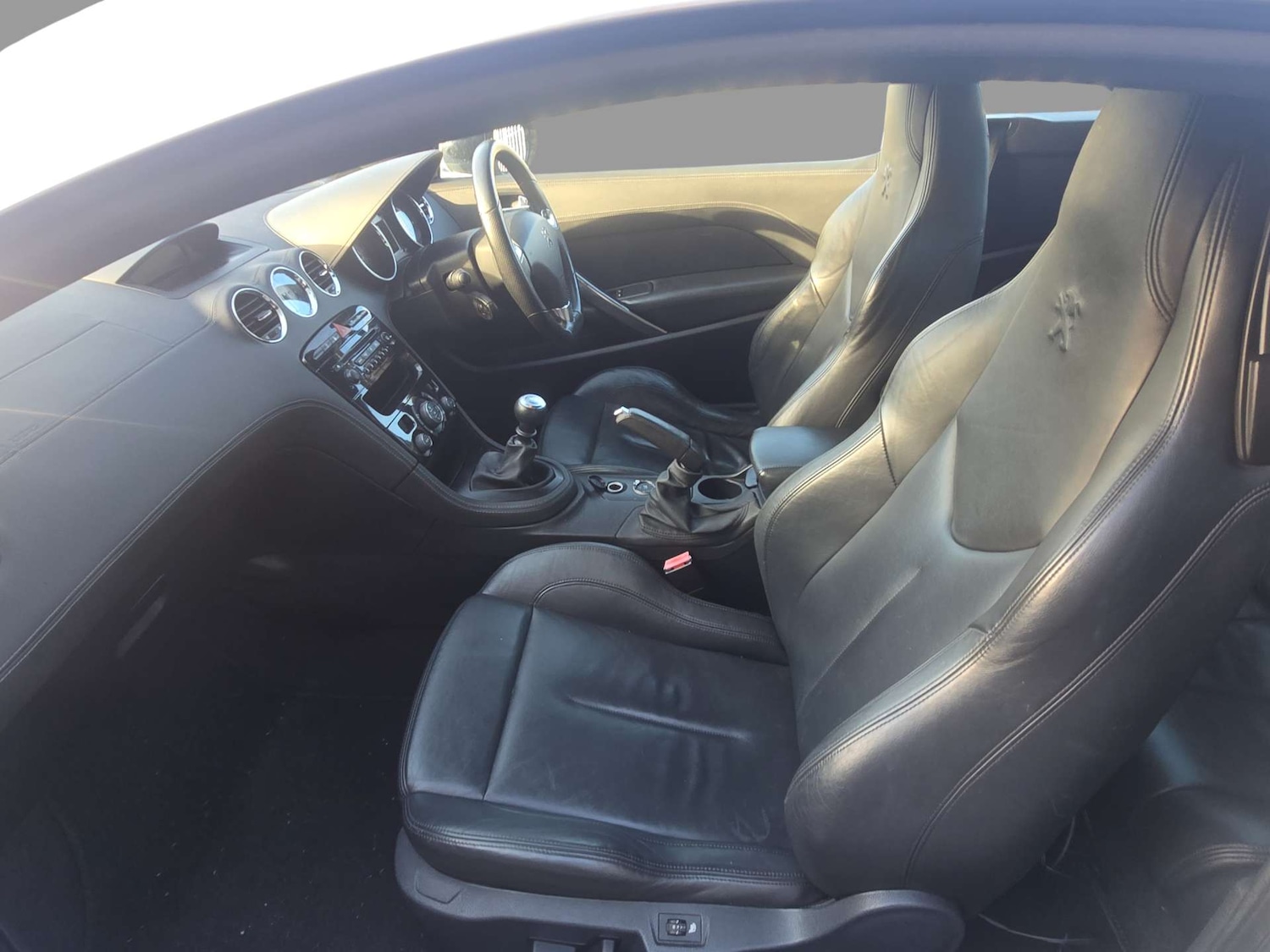 Used Peugeot RCZ 2011 for sale - 76709175: Photo 7