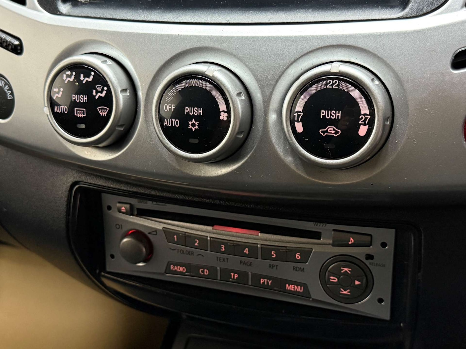 Used Mitsubishi L200 2014 for sale - 77523299: Photo 22