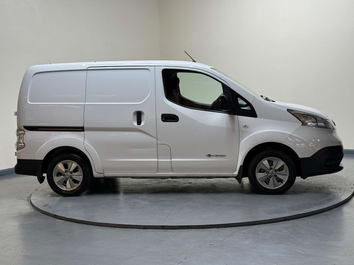 Used Nissan e-NV200 2016 for sale - 76181057: Photo 13