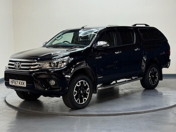 Used Toyota Hilux 2017 for sale - 75127118: Photo