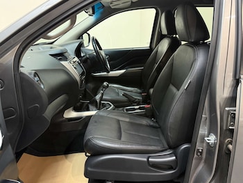 Used Nissan Navara 2018 for sale - 77152858: Photo