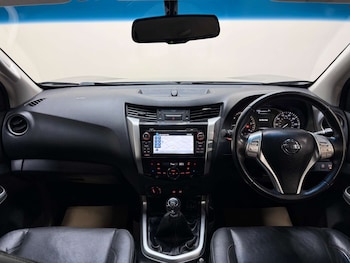 Used Nissan Navara 2018 for sale - 77152858: Photo