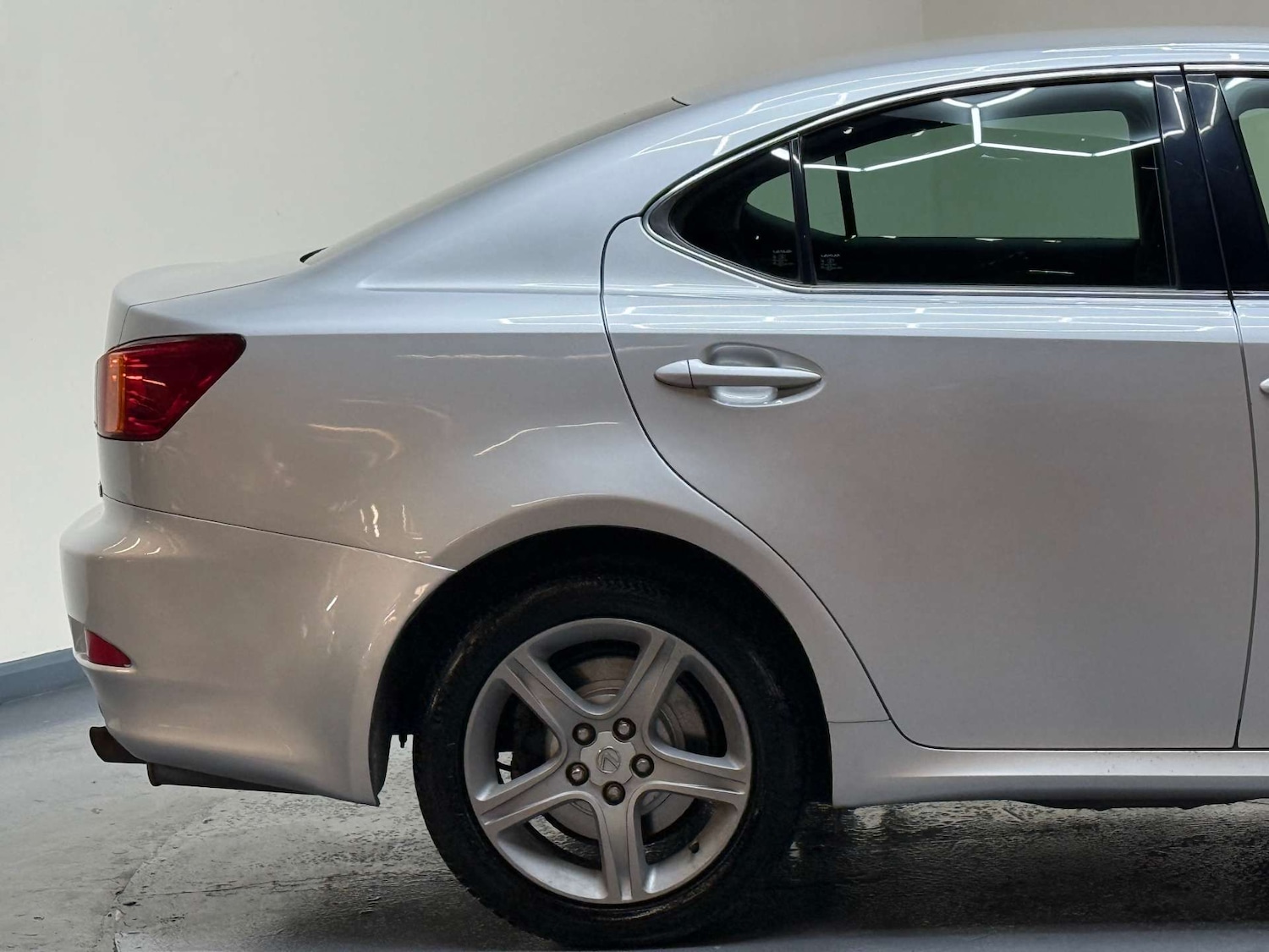 Used Lexus IS 2009 for sale - 76694813: Photo 45