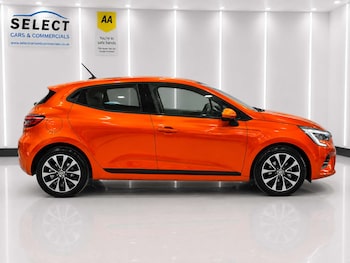 Used Renault Clio 2021 for sale - 79356997: Photo