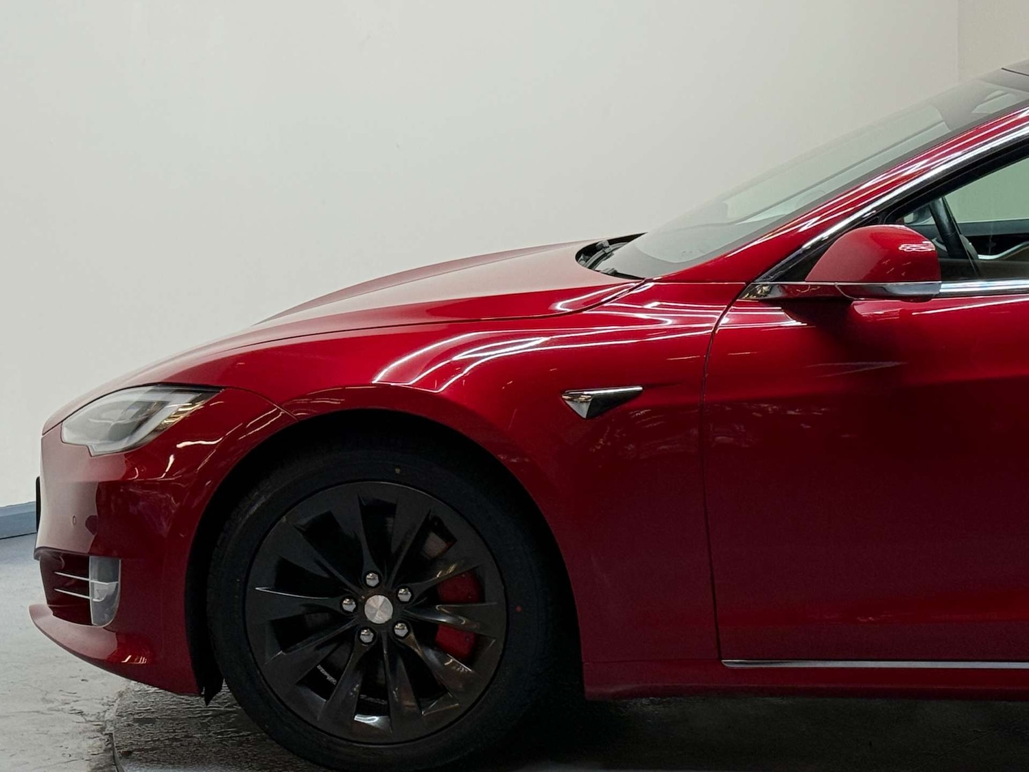 Used Tesla Model S 2017 for sale - 76694794: Photo 47