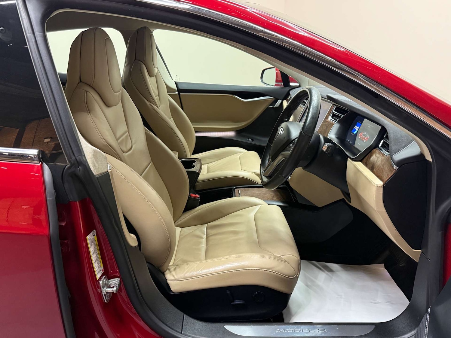 Used Tesla Model S 2017 for sale - 76694794: Photo 63