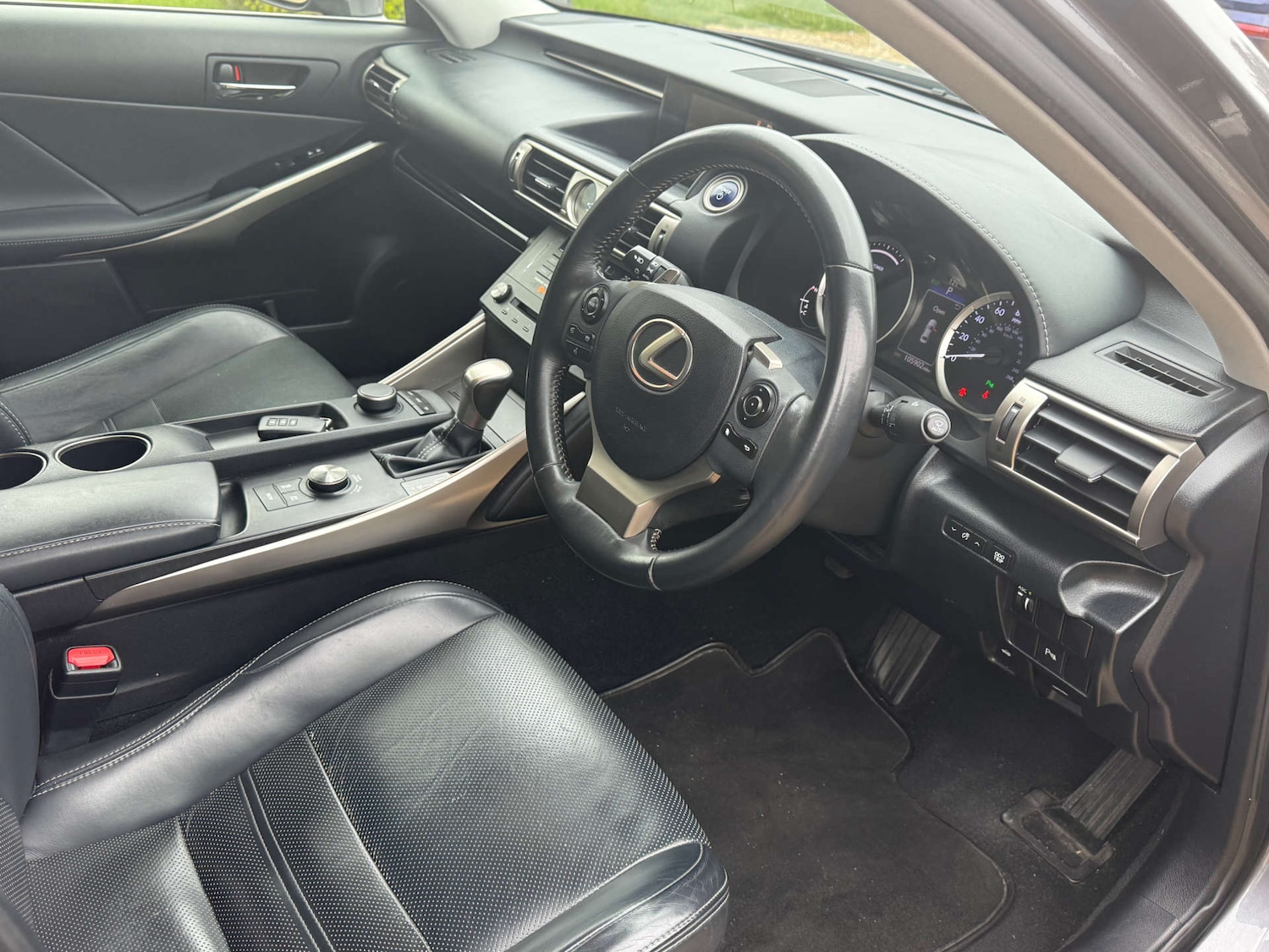 Used Lexus IS 2015 for sale - 78045068: Photo 3