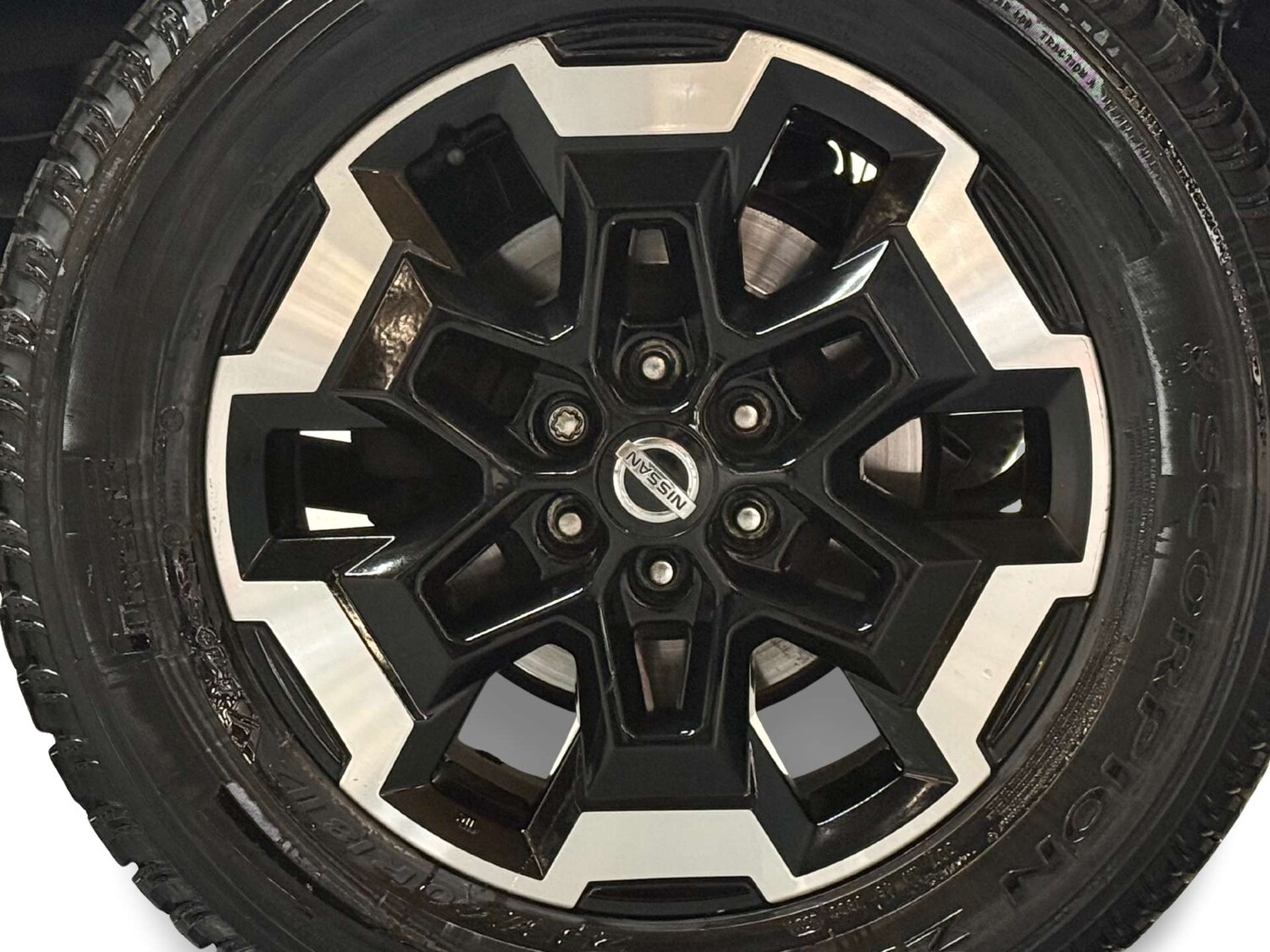 Used Nissan Navara 2020 for sale - 76625844: Photo 65