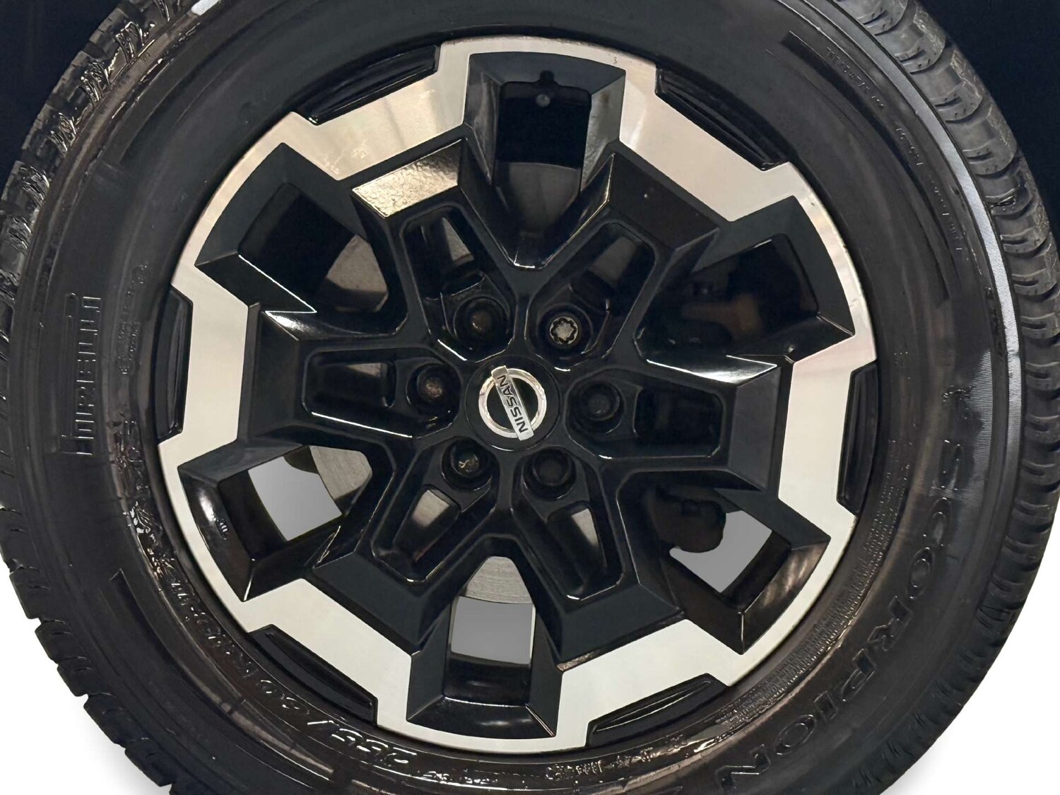 Used Nissan Navara 2020 for sale - 76625844: Photo 66