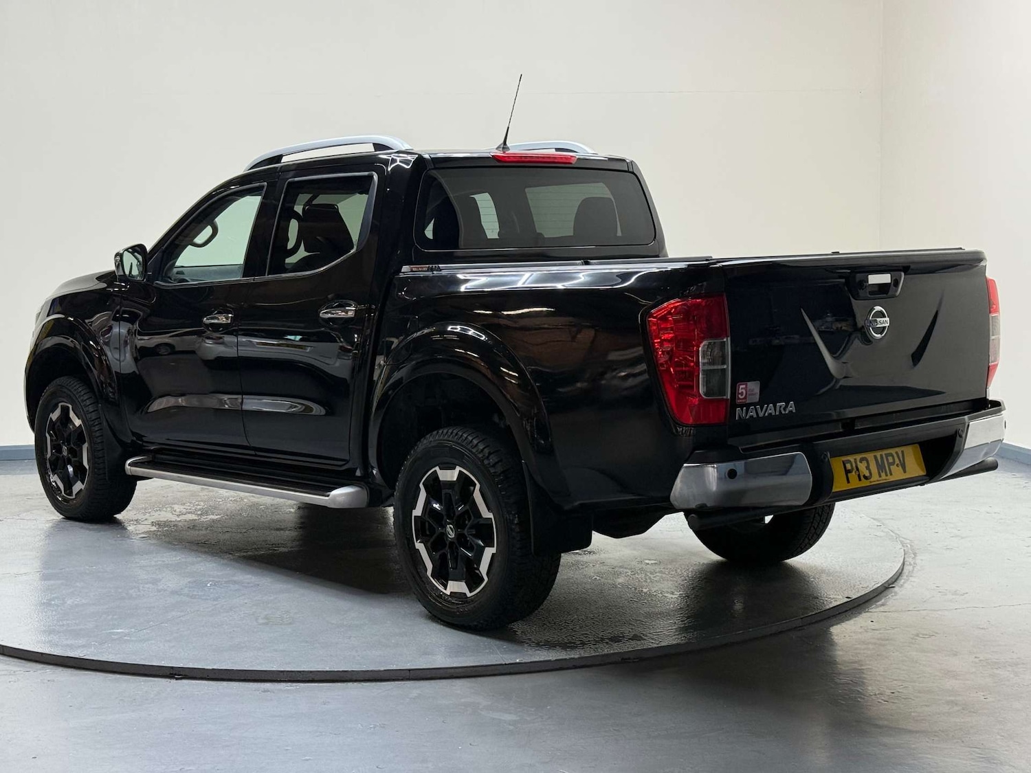 Used Nissan Navara 2020 for sale - 76625844: Photo 7