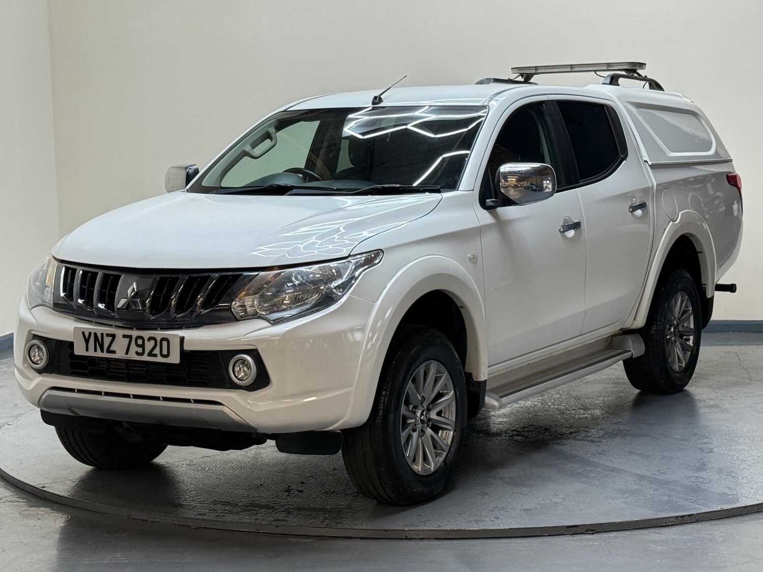 Vehicle 33