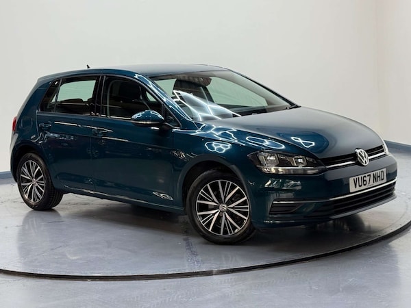 Used Volkswagen Golf 2017 for sale - 76180956: Photo 1