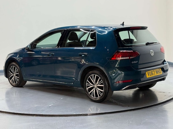 Used Volkswagen Golf 2017 for sale - 76180956: Photo 33