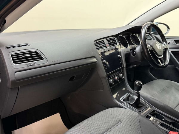 Used Volkswagen Golf 2017 for sale - 76180956: Photo 37