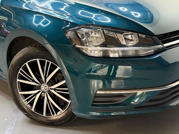 Used Volkswagen Golf 2017 for sale - 76180956: Photo 43