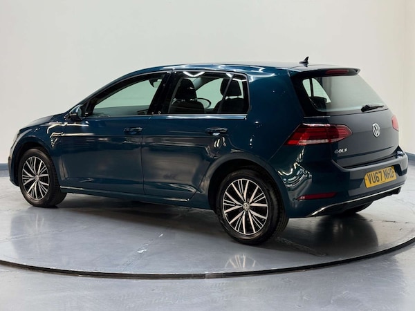 Used Volkswagen Golf 2017 for sale - 76180956: Photo 66