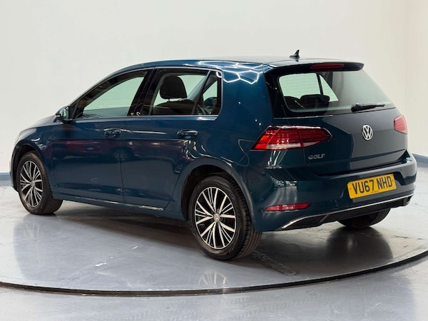 Used Volkswagen Golf 2017 for sale - 76180956: Photo 7