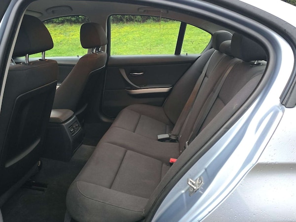 Used BMW 3 Series 2009 for sale - 76181015: Photo 15