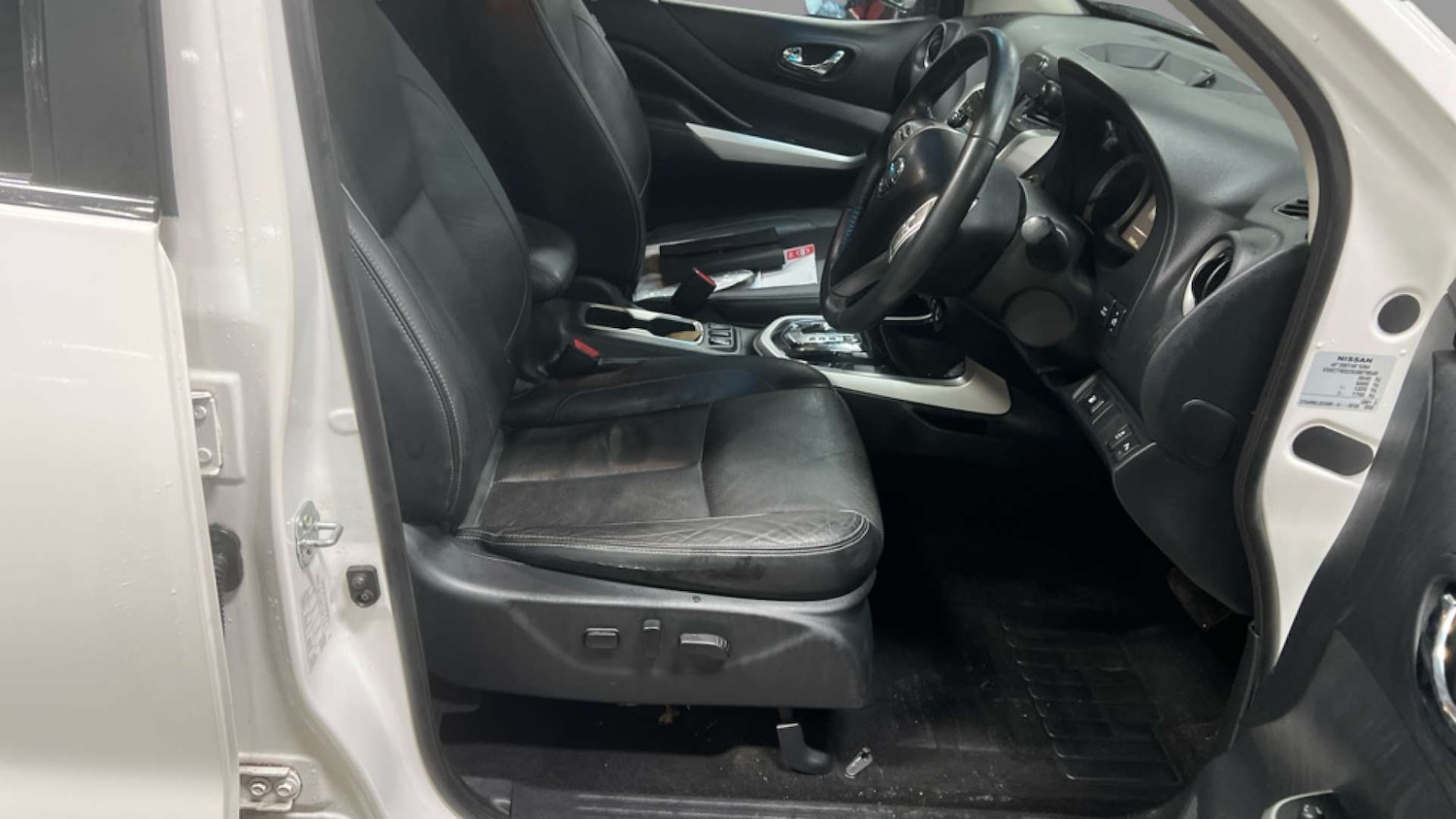 Used Nissan Navara 2017 for sale - 77431047: Photo 4