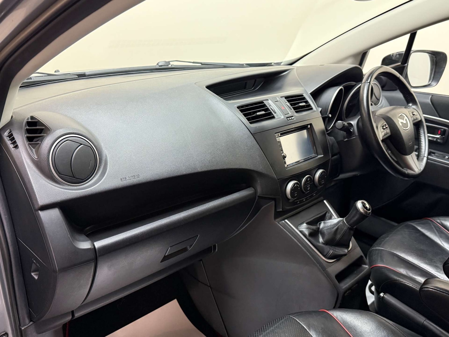 Used Mazda Mazda5 2011 for sale - 76331498: Photo 31