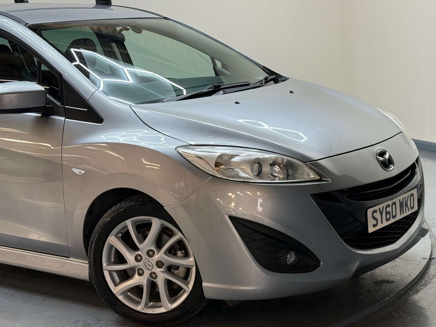 Used Mazda Mazda5 2011 for sale - 76331498: Photo 51