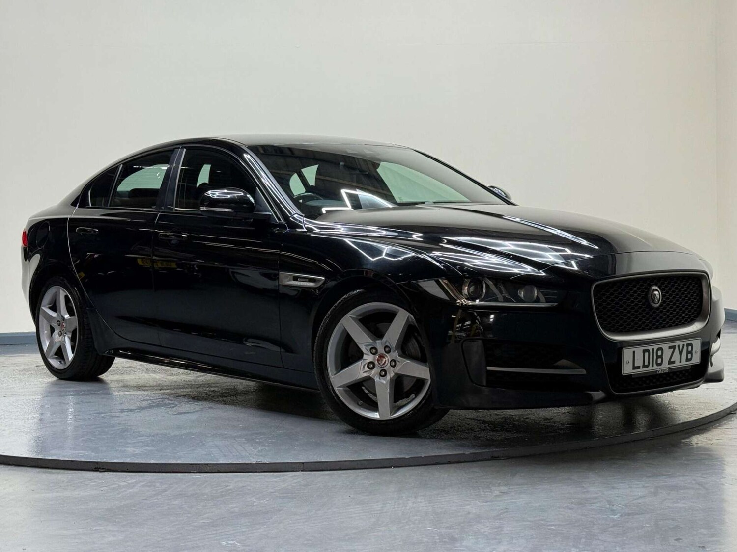 Used Jaguar XE 2018 for sale - 76602074: Photo 36