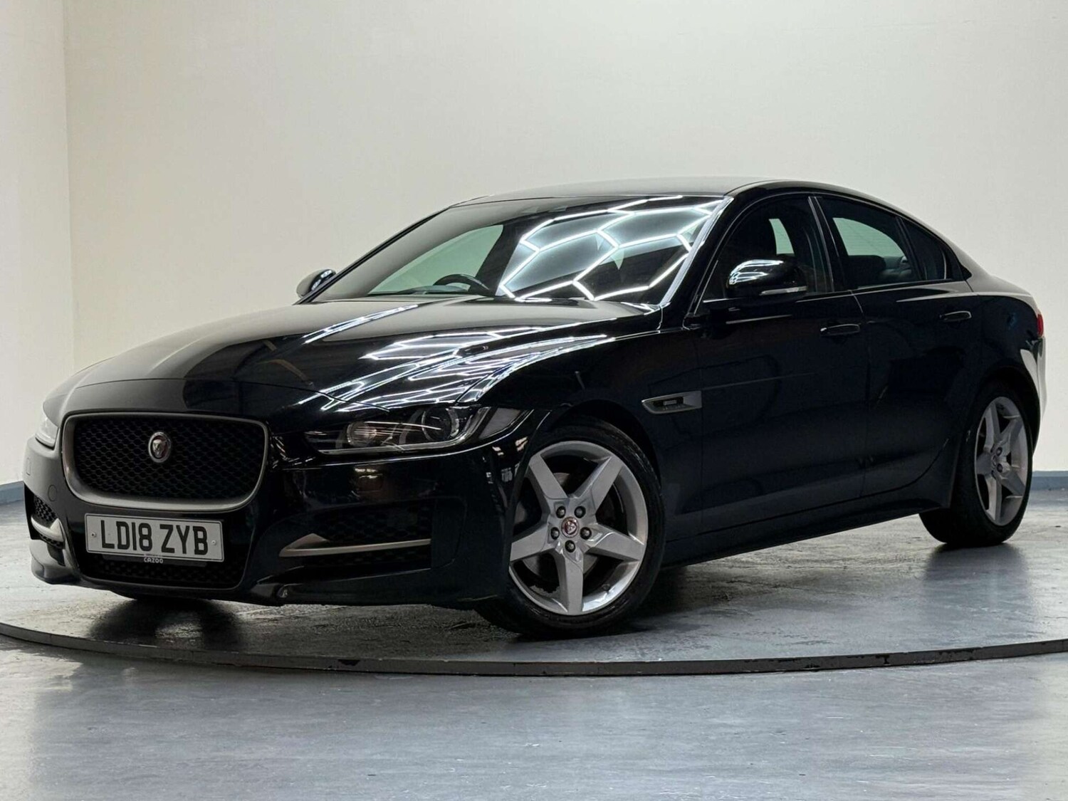 Used Jaguar XE 2018 for sale - 76602074: Photo 44