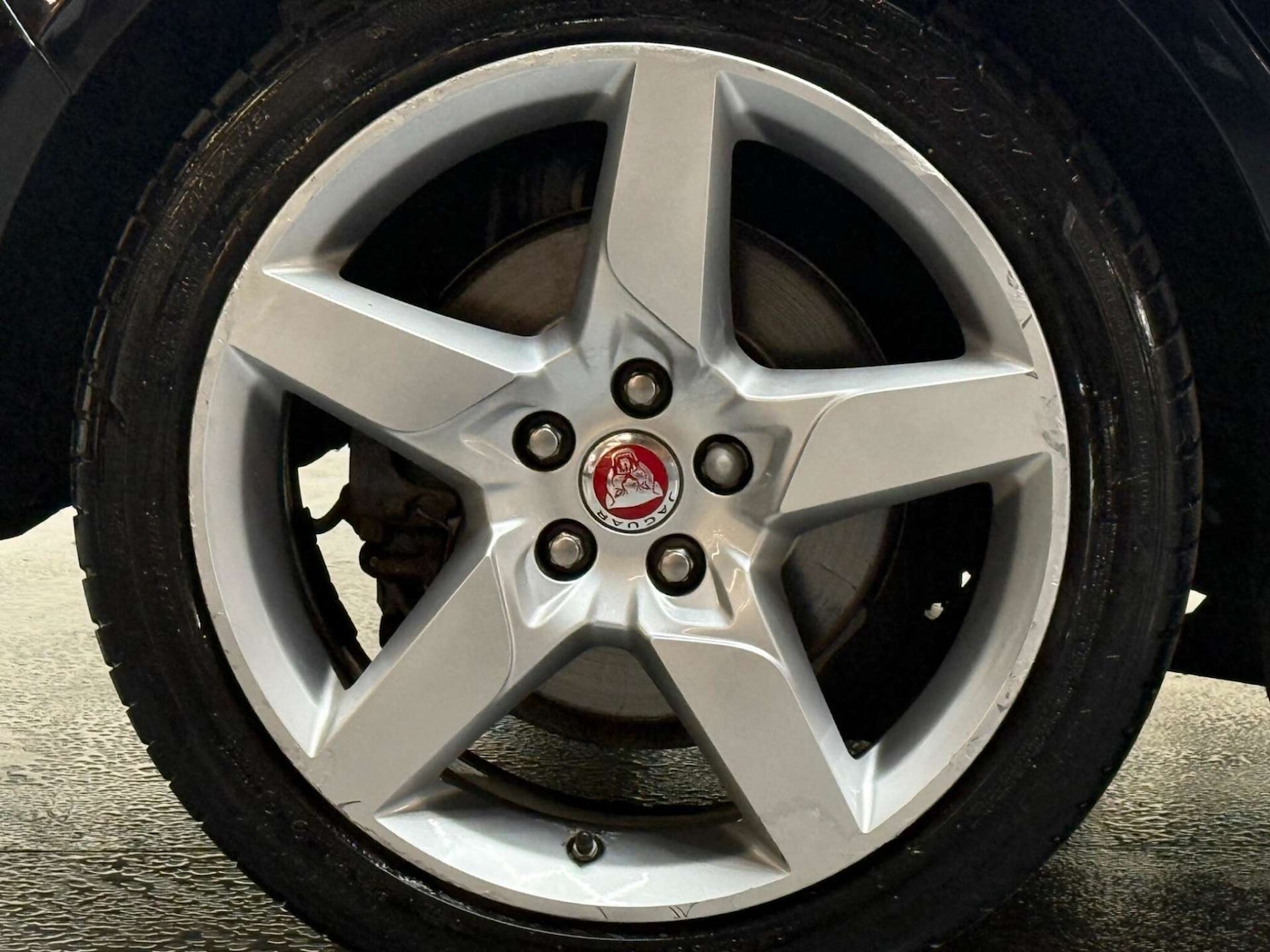 Used Jaguar XE 2018 for sale - 76602074: Photo 58