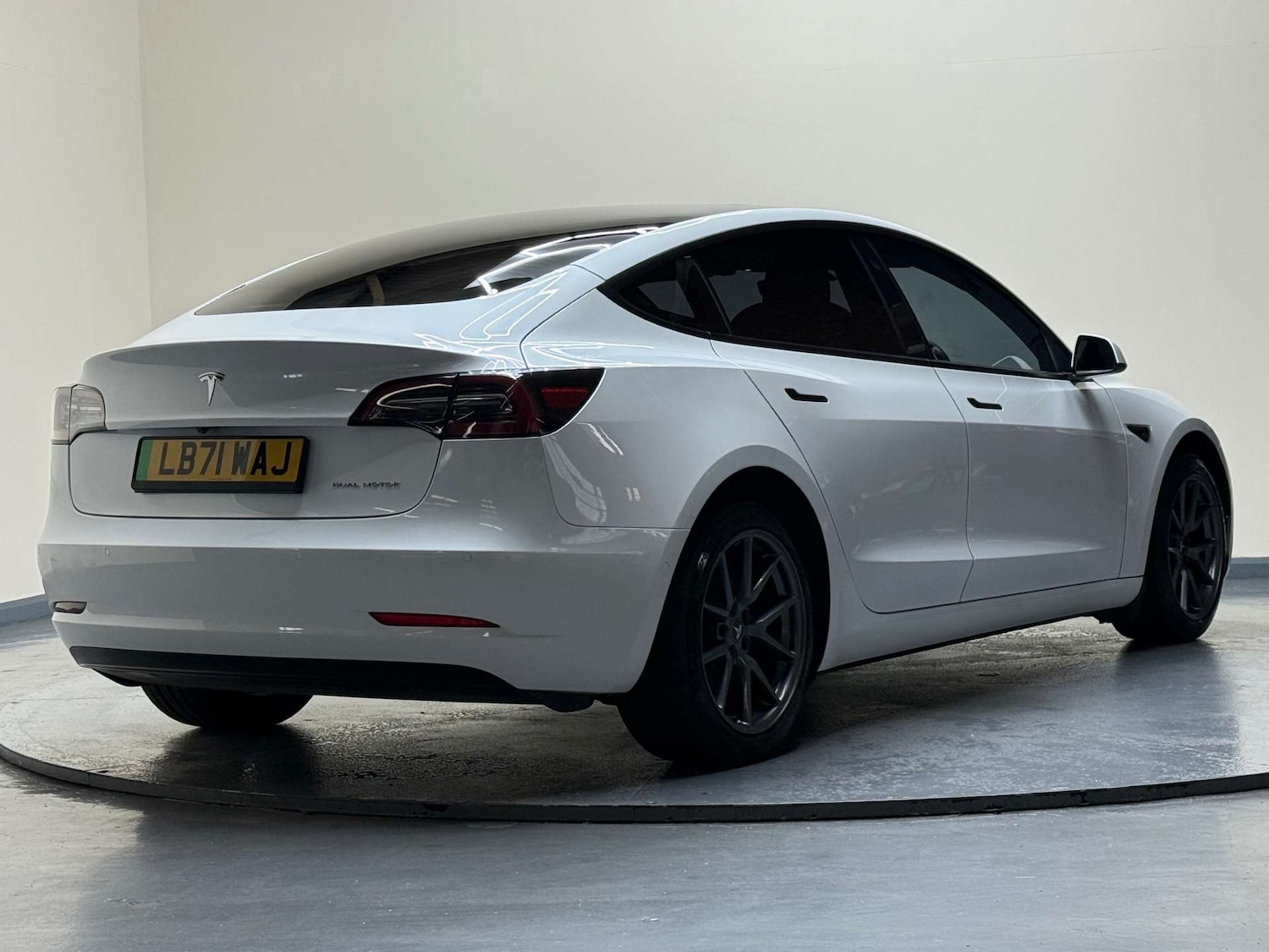 Used Tesla Model 3 2021 for sale - 76601189: Photo 27