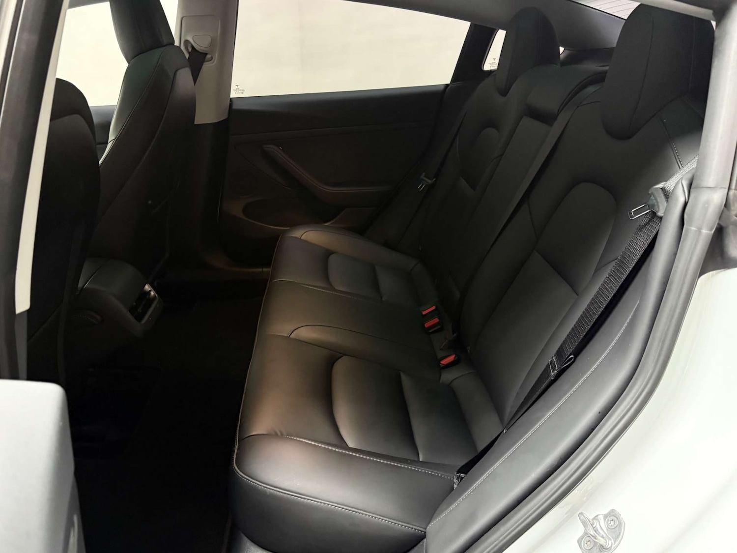 Used Tesla Model 3 2021 for sale - 76601189: Photo 34