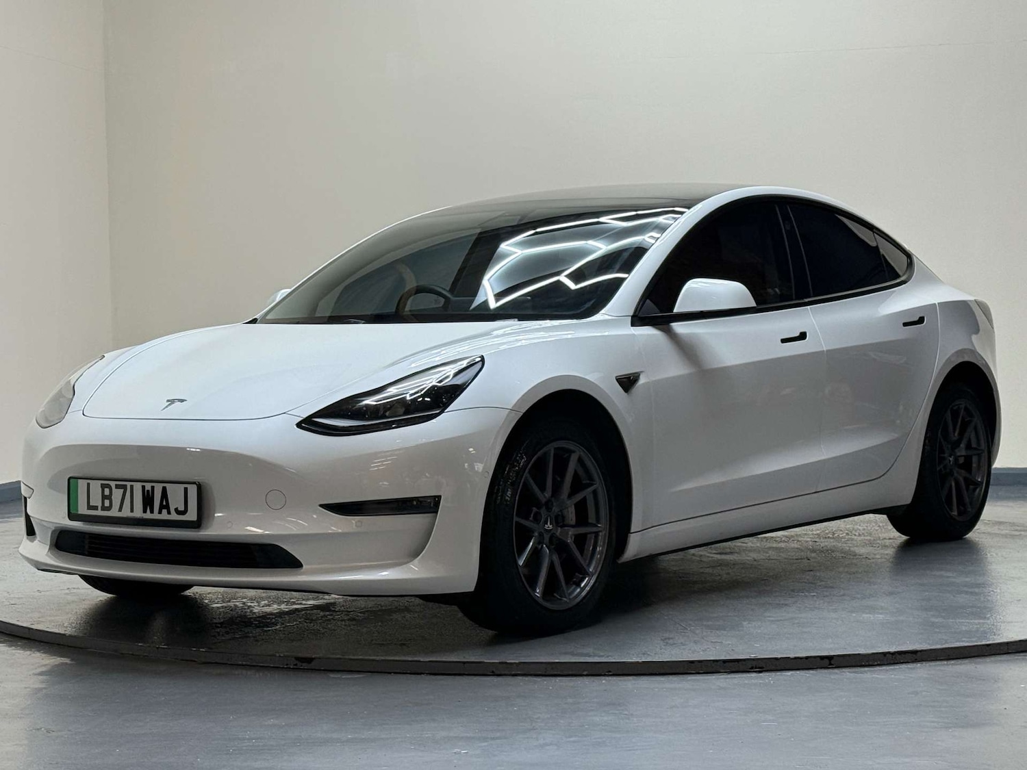 Used Tesla Model 3 2021 for sale - 76601189: Photo 35