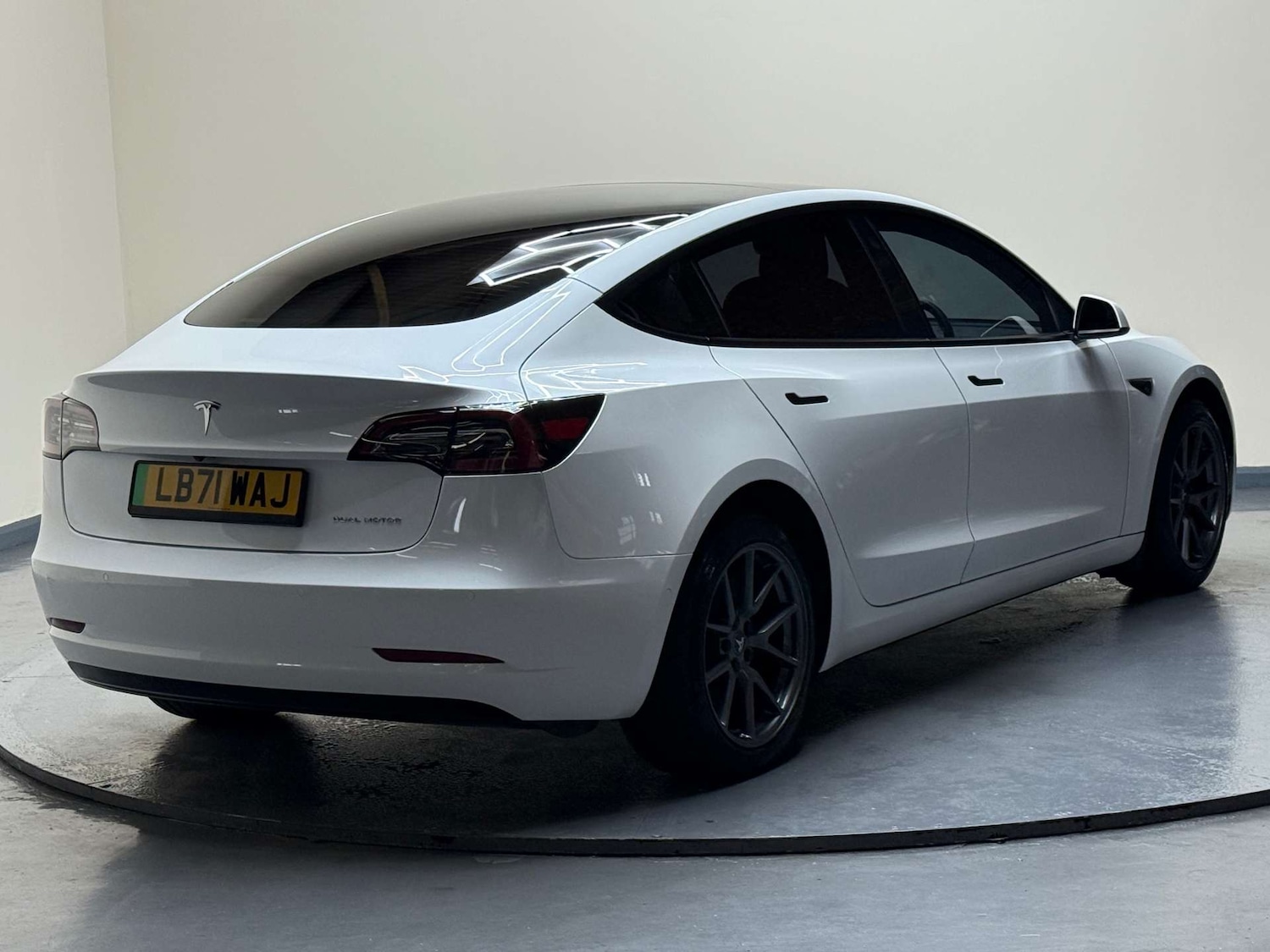 Used Tesla Model 3 2021 for sale - 76601189: Photo 39