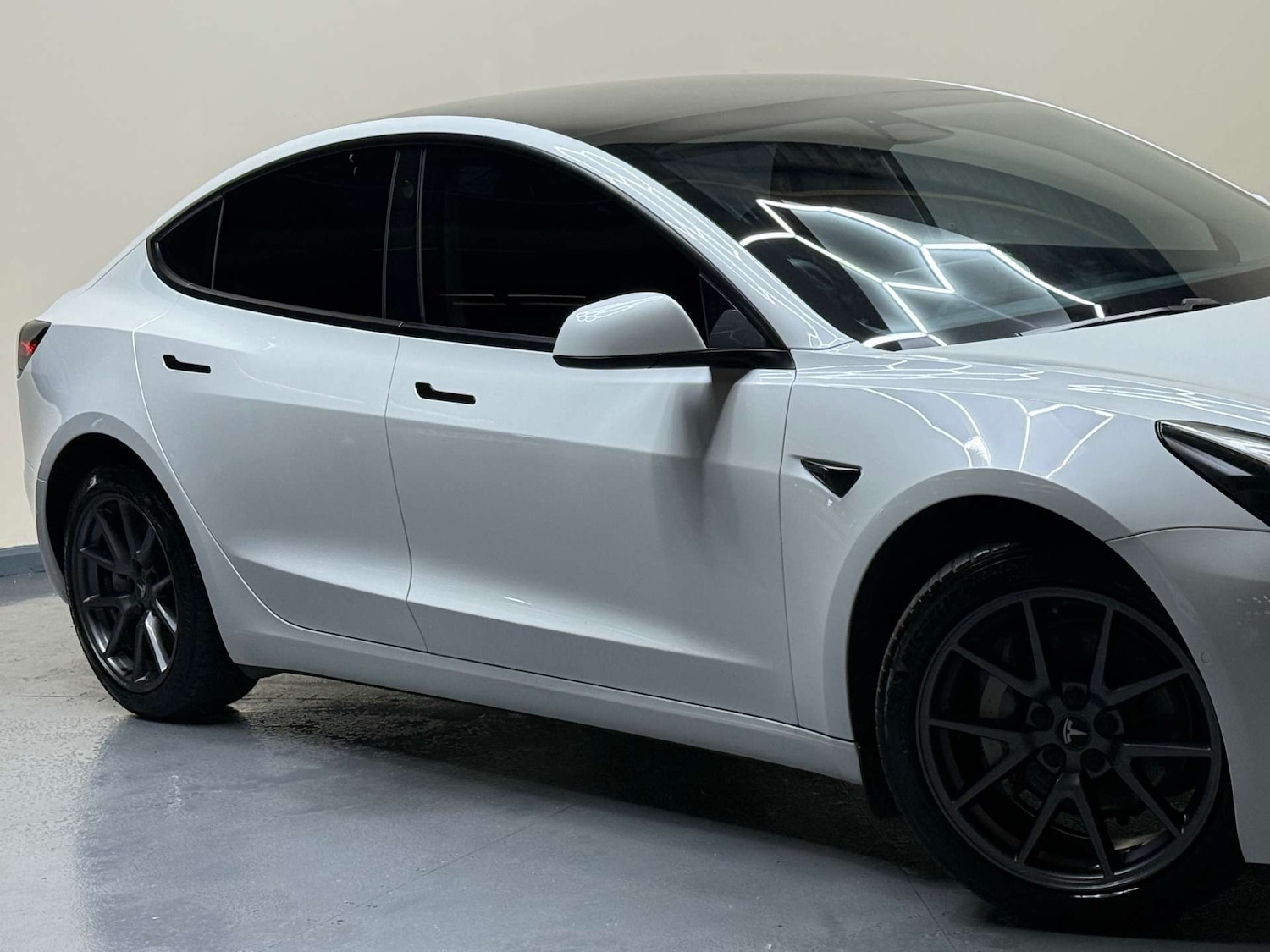 Used Tesla Model 3 2021 for sale - 76601189: Photo 52