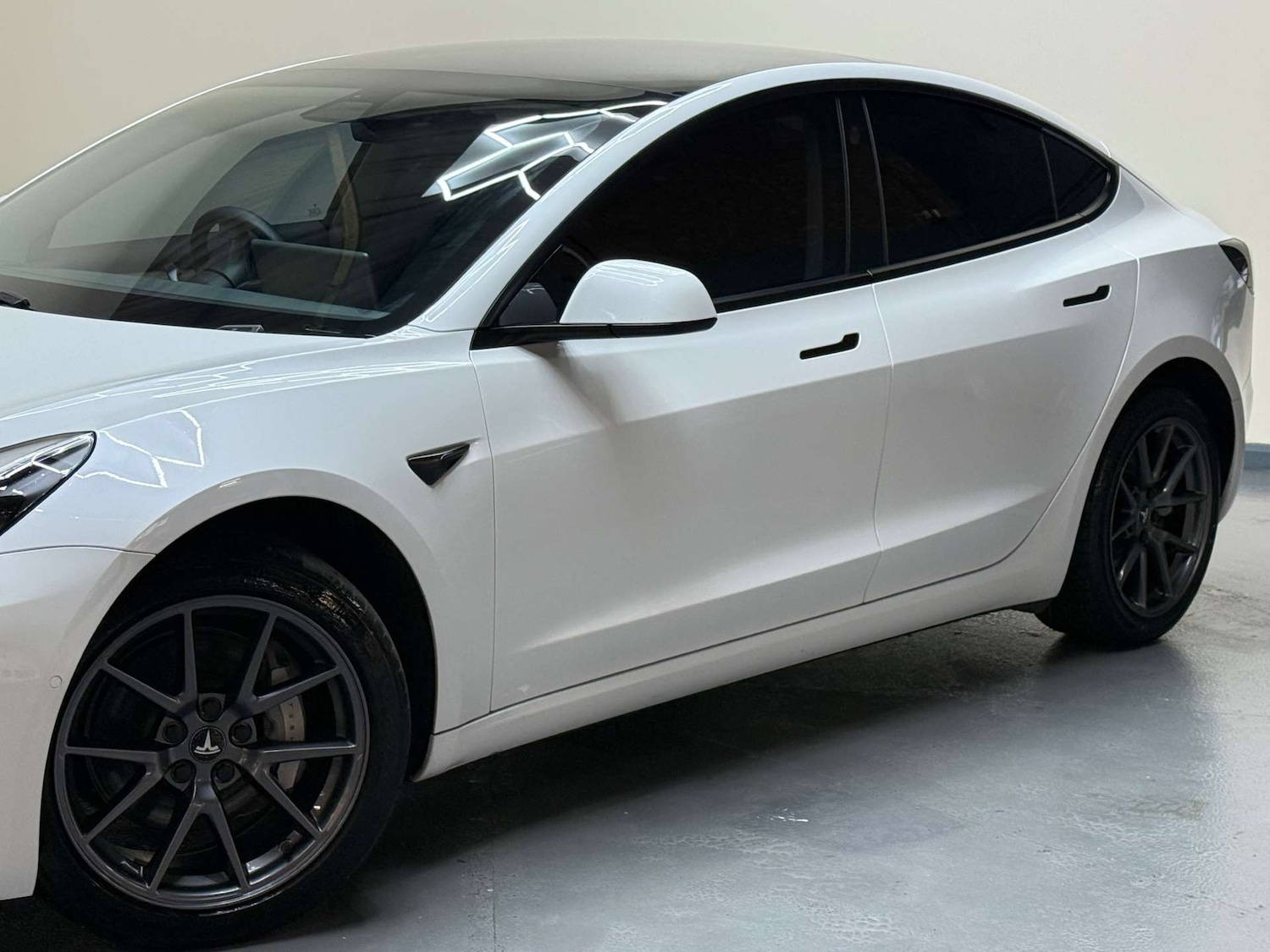 Used Tesla Model 3 2021 for sale - 76601189: Photo 54