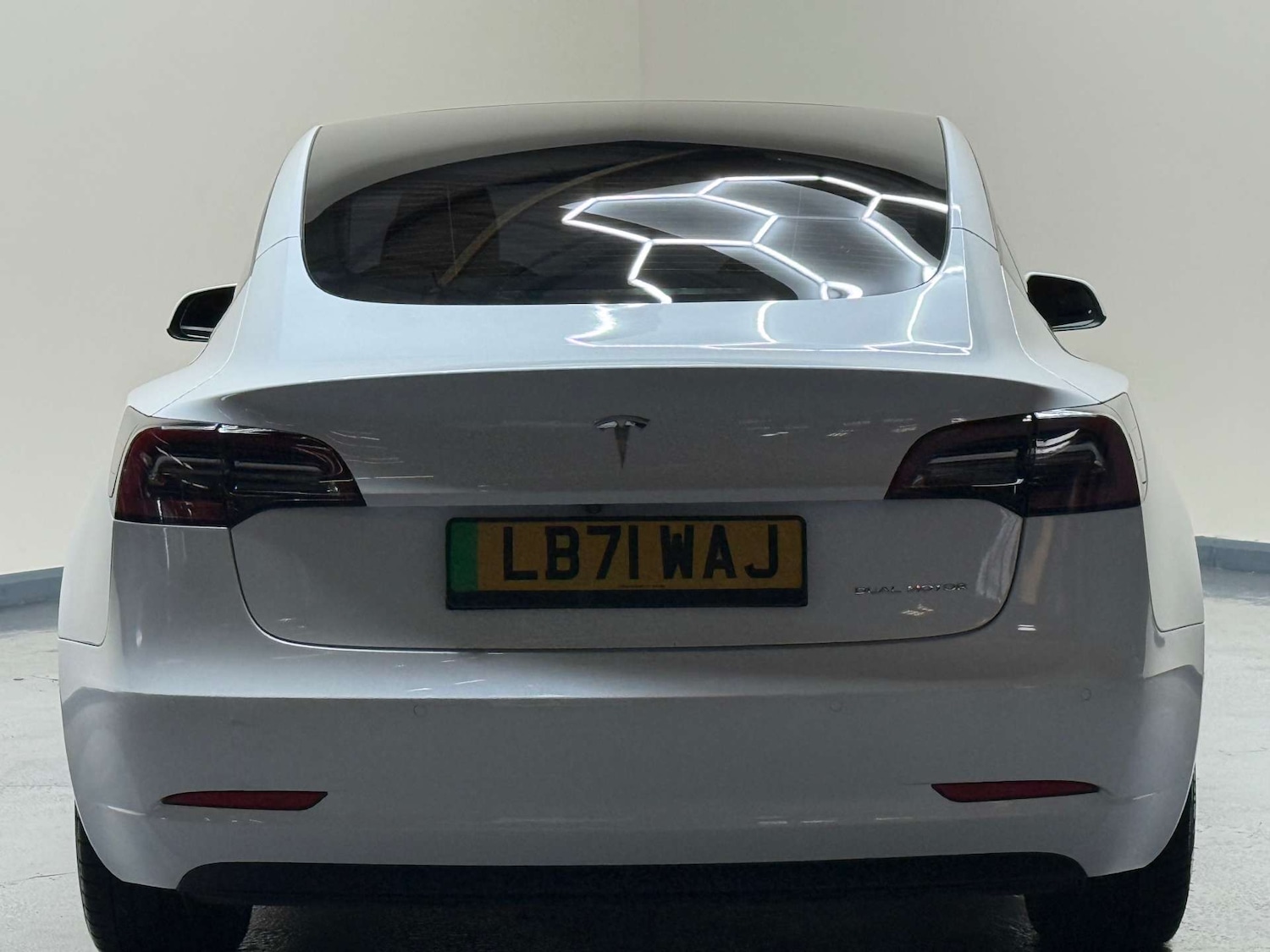 Used Tesla Model 3 2021 for sale - 76601189: Photo 9