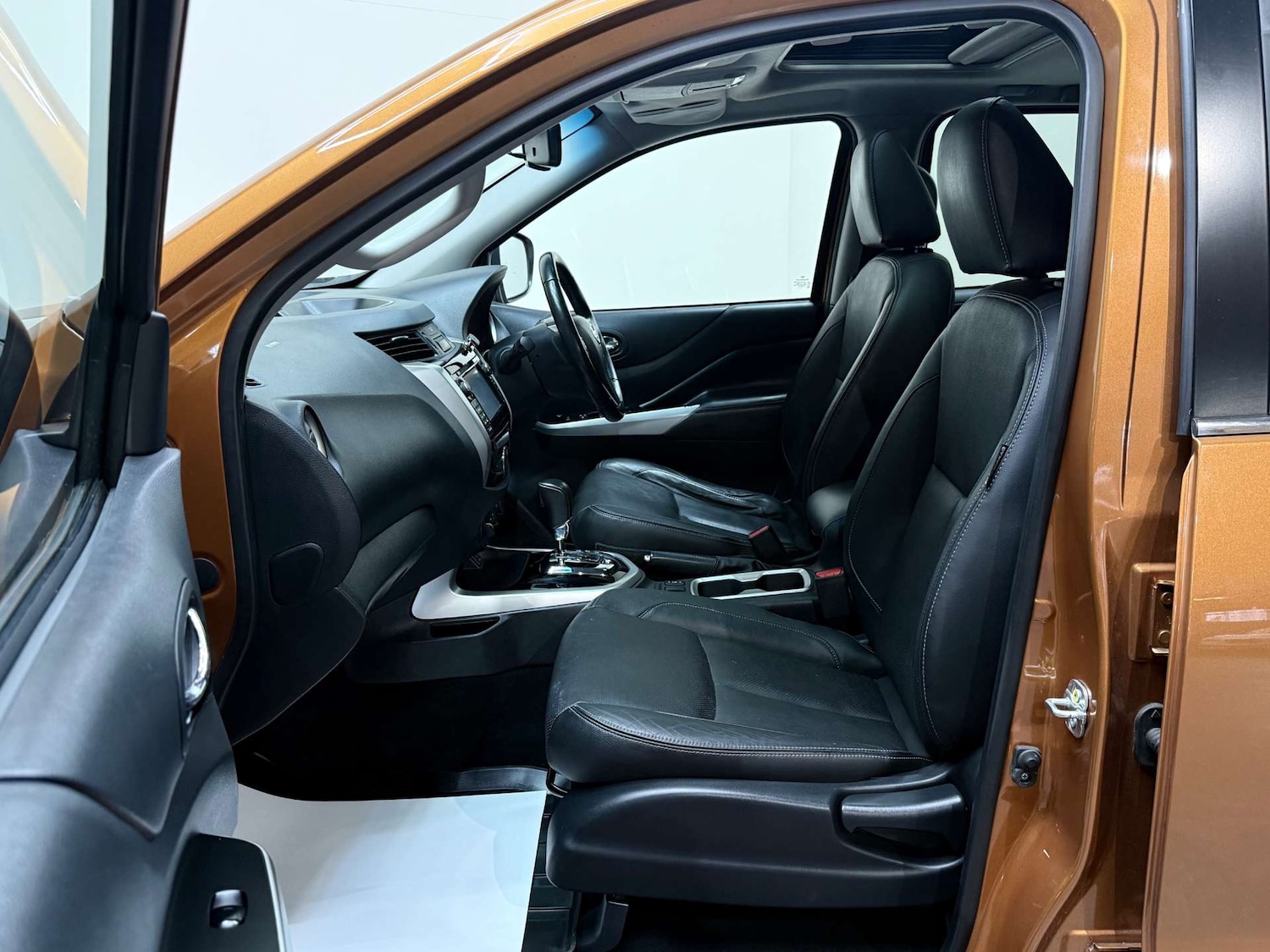 Used Nissan Navara 2017 for sale - 76863456: Photo 34