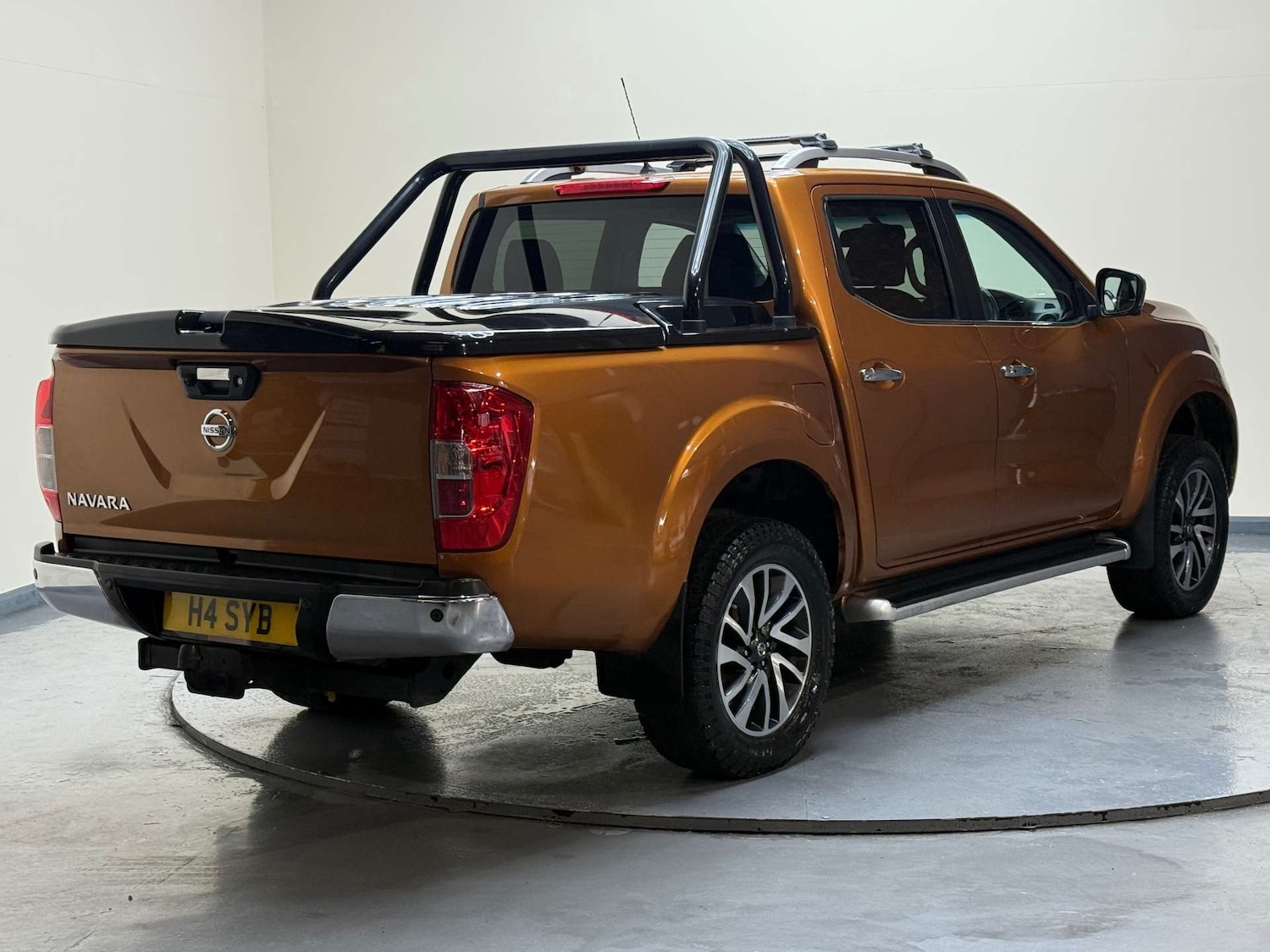 Used Nissan Navara 2017 for sale - 76863456: Photo 6